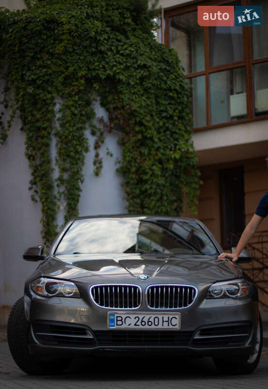 Седан BMW 5 Series 2014 в Львові
