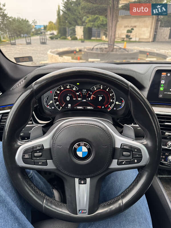 Седан BMW 5 Series 2016 в Львове