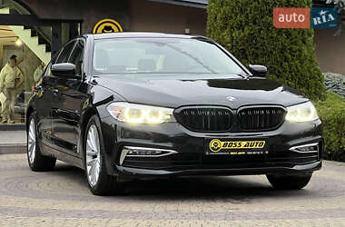 Седан BMW 5 Series 2017 в Львове