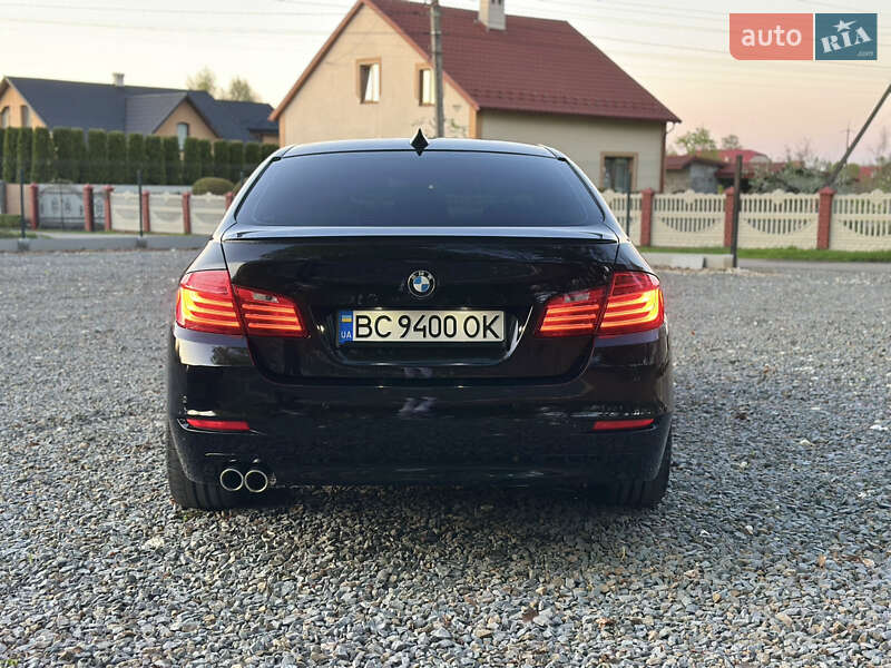 Седан BMW 5 Series 2014 в Самборе