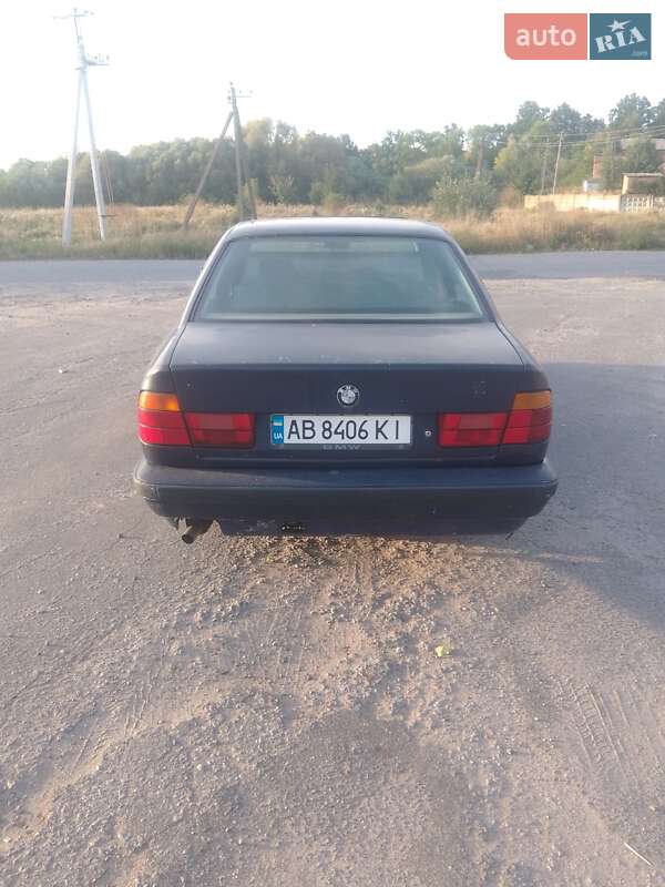 Седан BMW 5 Series 1993 в Калинівці