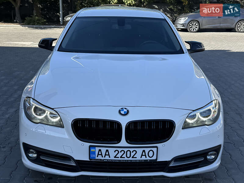 Седан BMW 5 Series 2016 в Одессе