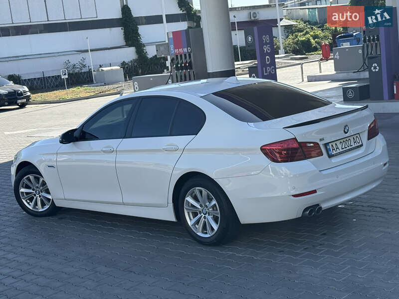 Седан BMW 5 Series 2016 в Одессе