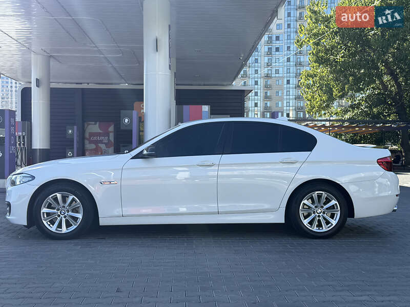 Седан BMW 5 Series 2016 в Одессе