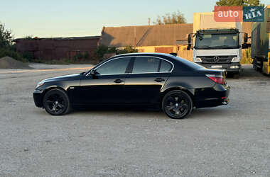 Седан BMW 5 Series 2003 в Волочиську