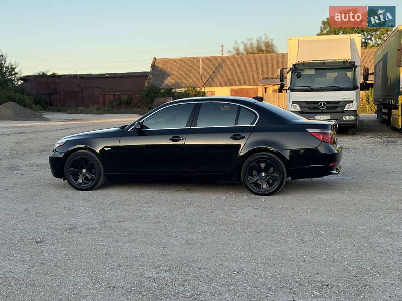 BMW 5 Series 2003