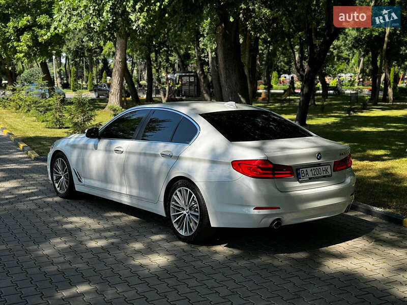 Седан BMW 5 Series 2017 в Александрие
