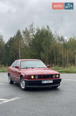Седан BMW 5 Series 1991 в Звягеле