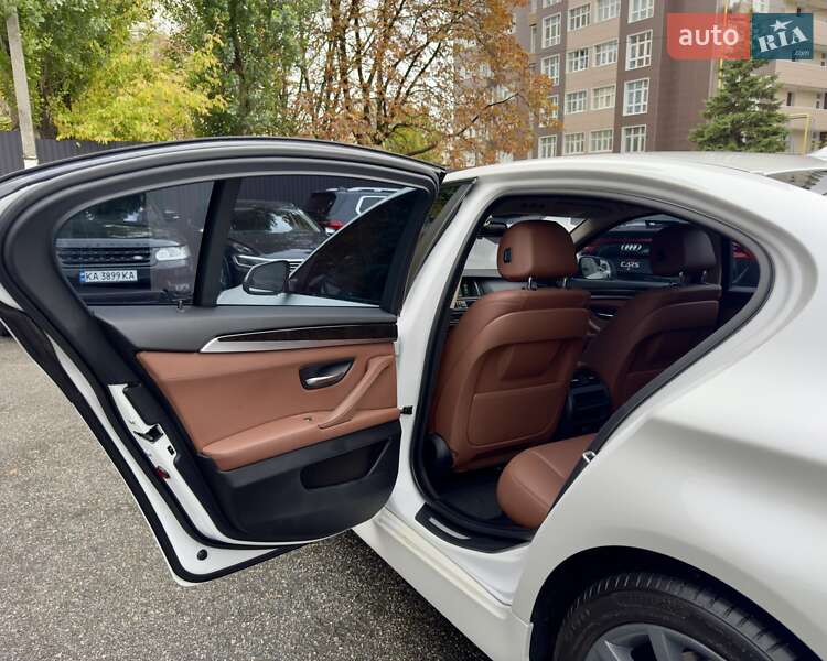 Седан BMW 5 Series 2016 в Киеве фото 16 Седан BMW 5 Series 2016 в Киеве