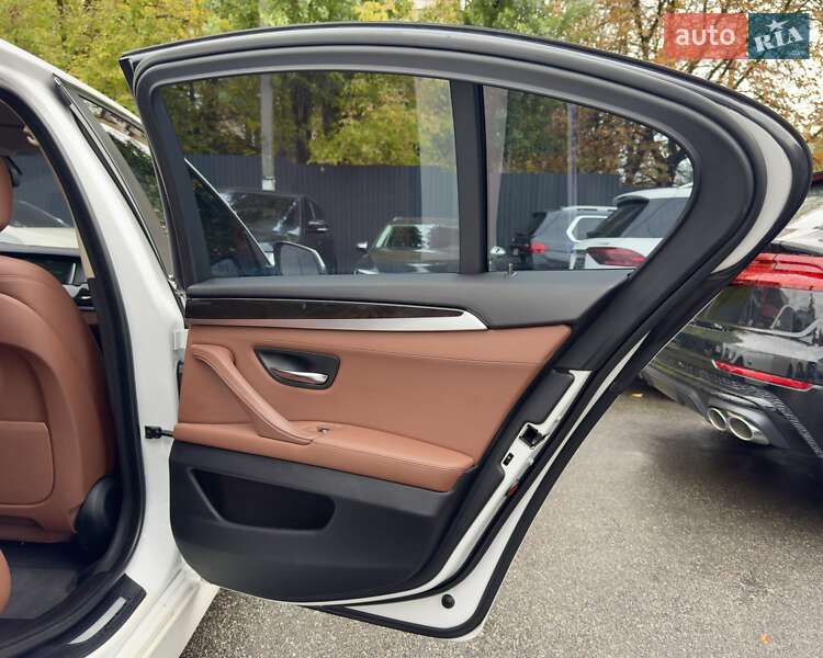 Седан BMW 5 Series 2016 в Киеве фото 18 Седан BMW 5 Series 2016 в Киеве