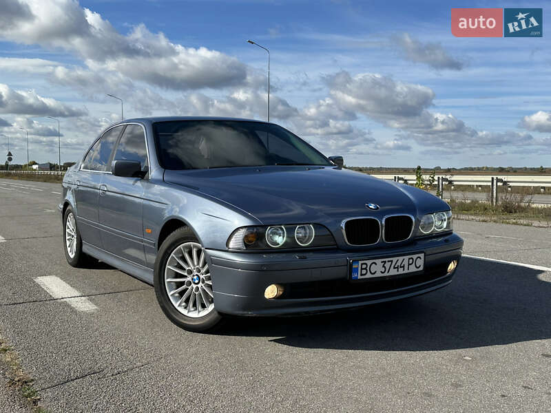 Седан BMW 5 Series 2002 в Житомире