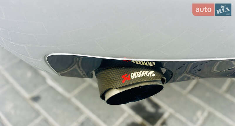 Седан BMW 5 Series 2011 в Ровно