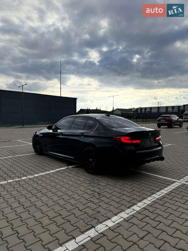 Седан BMW 5 Series 2017 в Ивано-Франковске