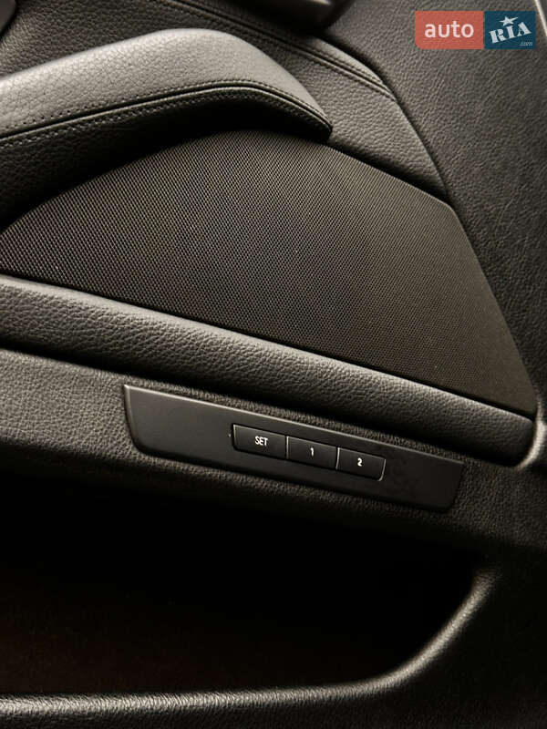 Седан BMW 5 Series 2015 в Луцке