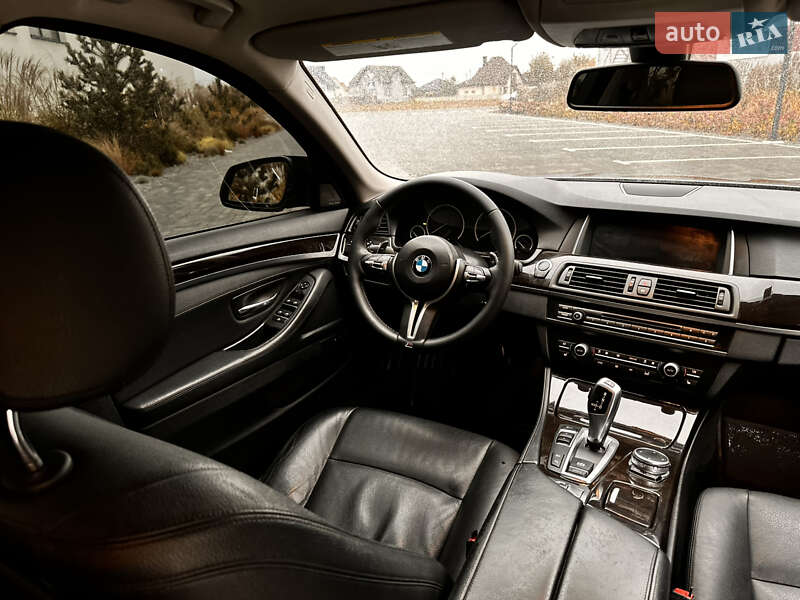 Седан BMW 5 Series 2015 в Луцке