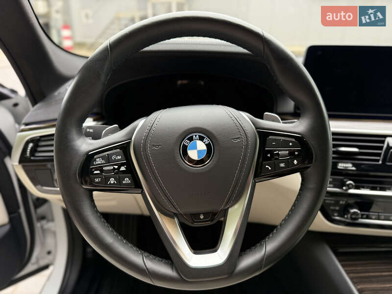 Седан BMW 5 Series 2020 в Одессе