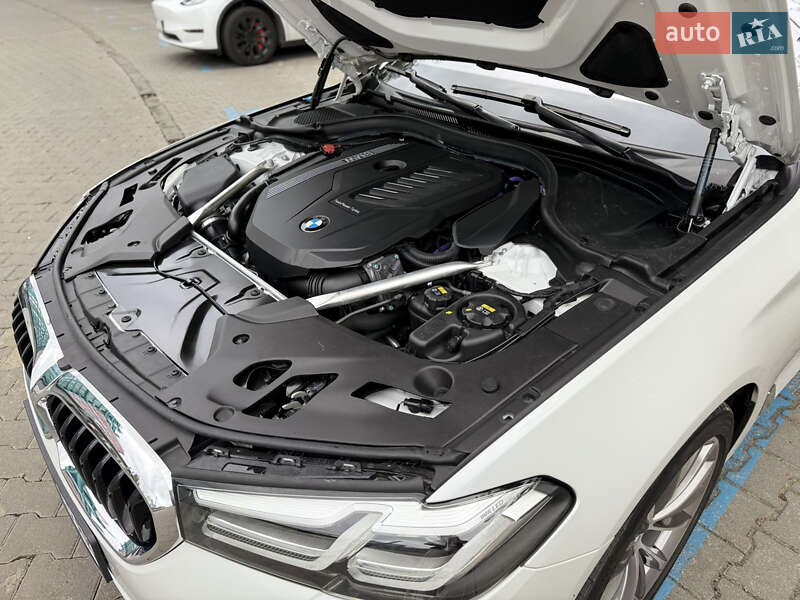 Седан BMW 5 Series 2020 в Одессе