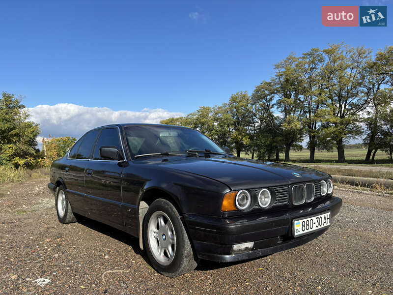 Седан BMW 5 Series 1991 в Знам'янці фото 3 Седан BMW 5 Series 1991 в Знам'янці