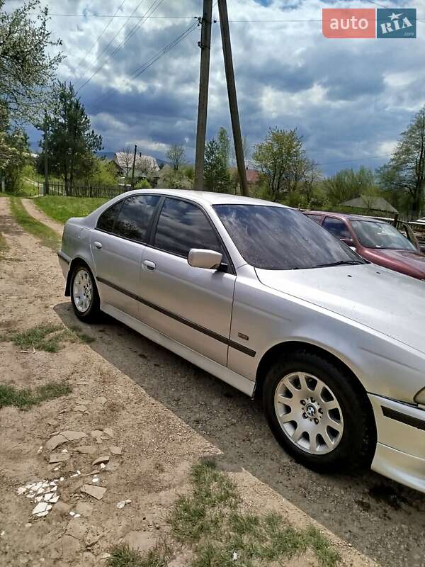 Седан BMW 5 Series 1999 в Івано-Франківську