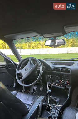 Седан BMW 5 Series 1993 в Луцке
