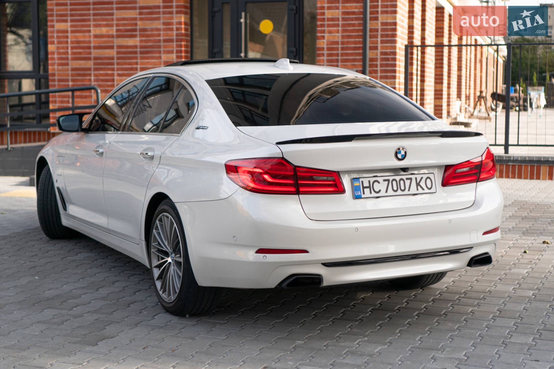 2017 BMW 5er - мініатюра 6