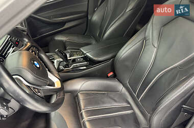 Седан BMW 5 Series 2017 в  фото 27 Седан BMW 5 Series 2017 в