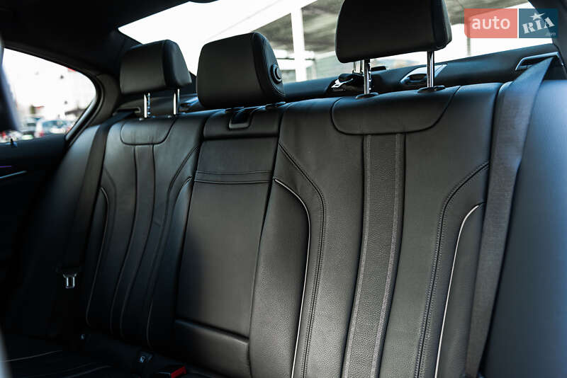 Седан BMW 5 Series 2021 в Мукачевому