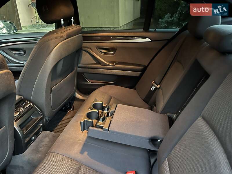 Седан BMW 5 Series 2015 в Львове фото 39 Седан BMW 5 Series 2015 в Львове