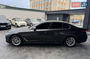 Седан BMW 5 Series 2017 в 
