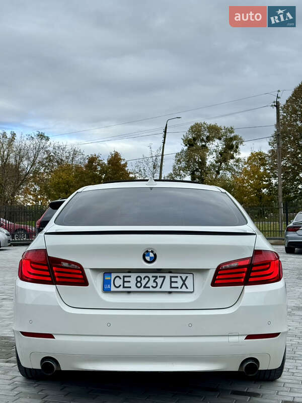 Седан BMW 5 Series 2012 в Черновцах