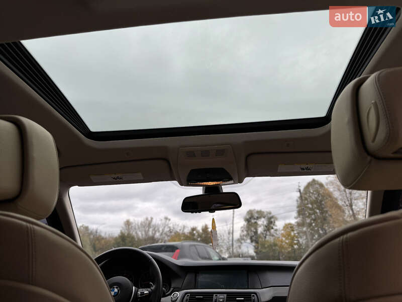 Седан BMW 5 Series 2012 в Черновцах