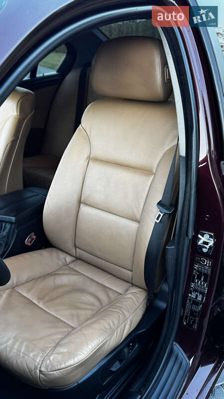 Седан BMW 5 Series 2008 в Зборове