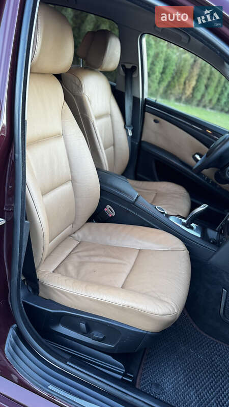 Седан BMW 5 Series 2008 в Зборове
