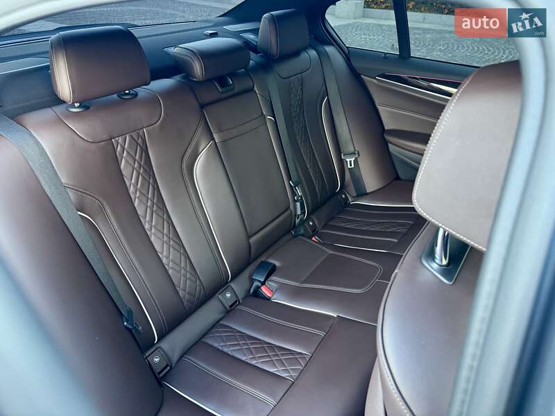 Седан BMW 5 Series 2018 в Днепре фото 27 Седан BMW 5 Series 2018 в Днепре