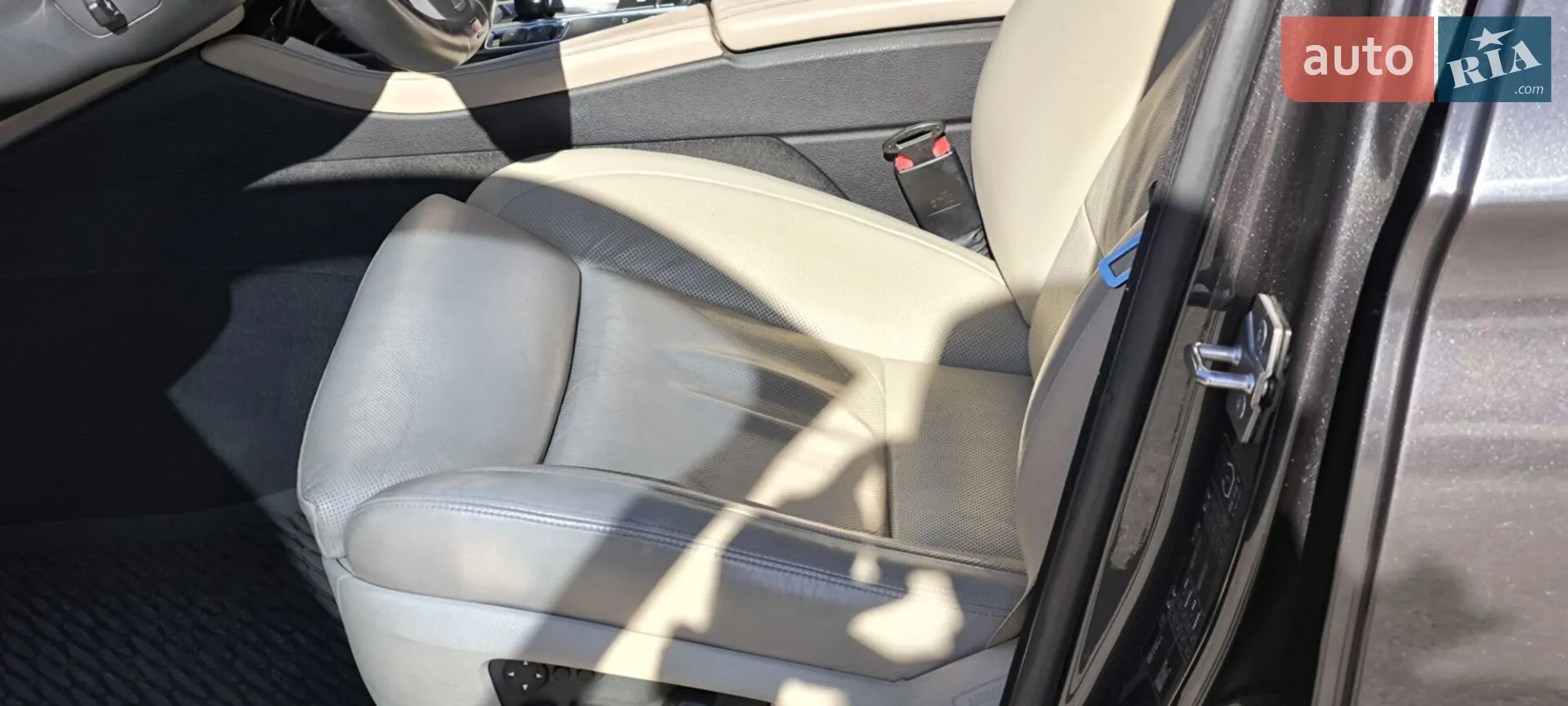 2010 BMW 5er - мініатюра 42