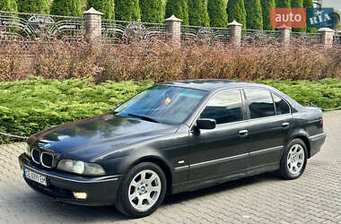 Седан BMW 5 Series 1999 в Чернівцях