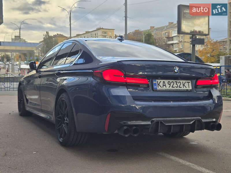 Седан BMW 5 Series 2021 в Киеве