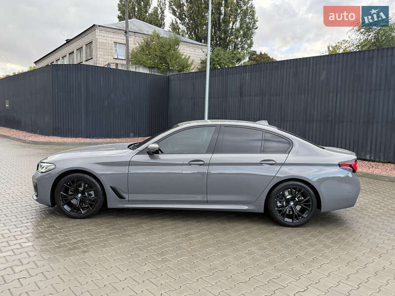Седан BMW 5 Series 2020 в Киеве