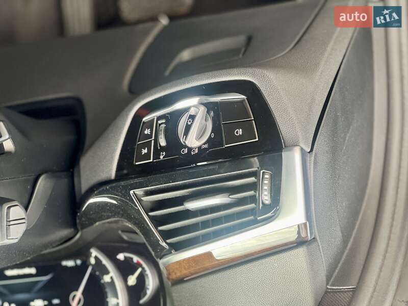 Седан BMW 5 Series 2017 в Ровно фото 21 Седан BMW 5 Series 2017 в Ровно