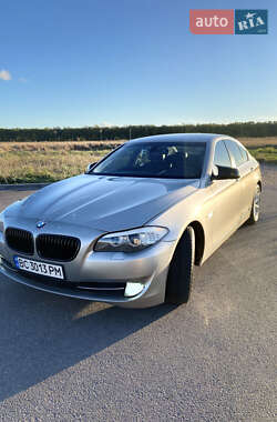 Седан BMW 5 Series 2010 в 