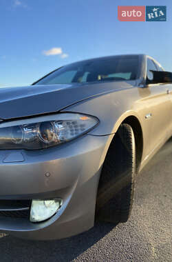 Седан BMW 5 Series 2010 в 