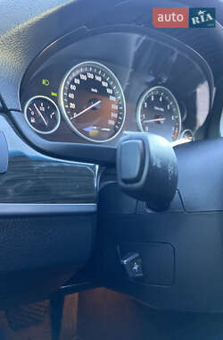 Седан BMW 5 Series 2010 в 