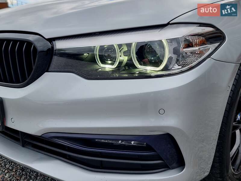Универсал BMW 5 Series 2018 в Киеве