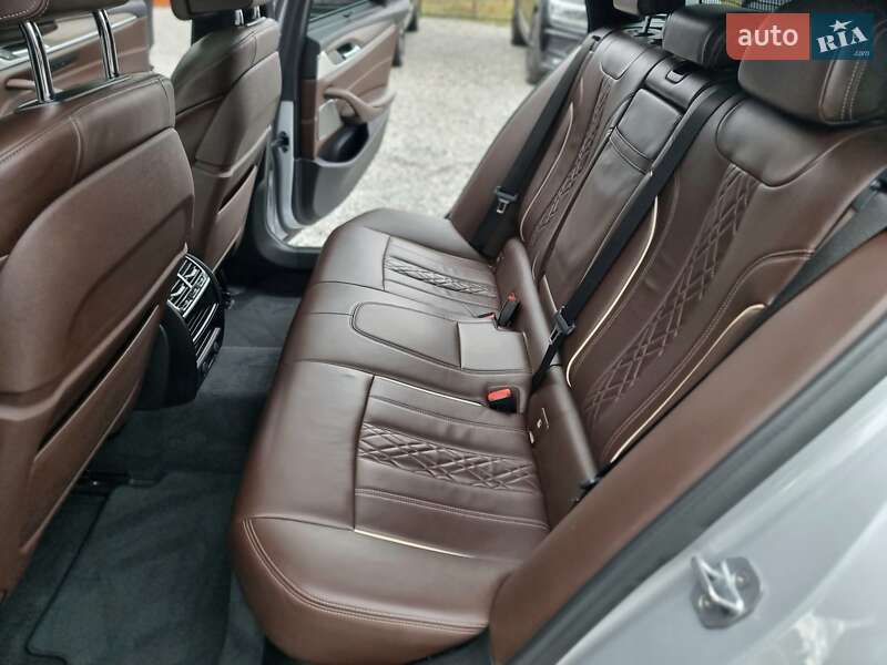 Универсал BMW 5 Series 2018 в Киеве