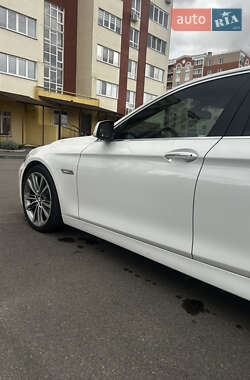 Седан BMW 5 Series 2013 в  фото 5 Седан BMW 5 Series 2013 в