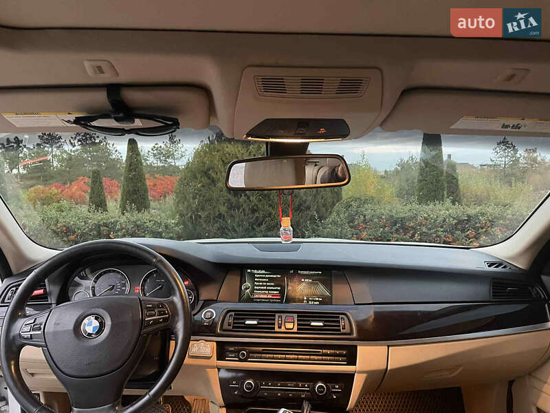 Седан BMW 5 Series 2013 в Днепре