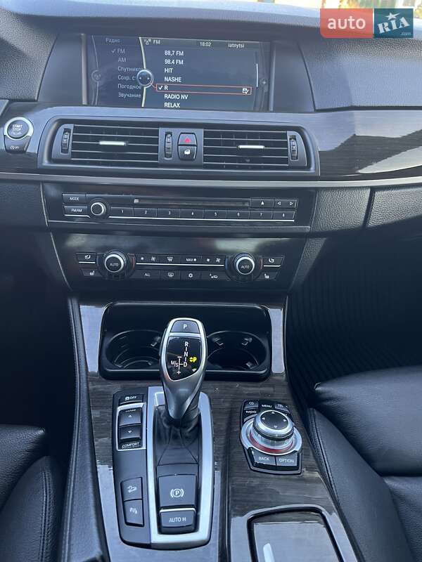Седан BMW 5 Series 2012 в Львове