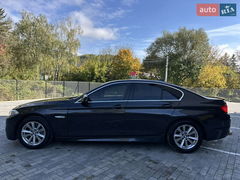 Седан BMW 5 Series 2011 в Кременце
