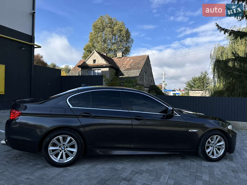 Седан BMW 5 Series 2011 в Кременце