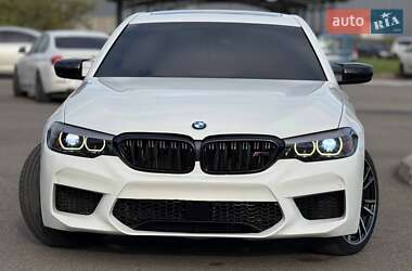 Седан BMW 5 Series 2017 в 